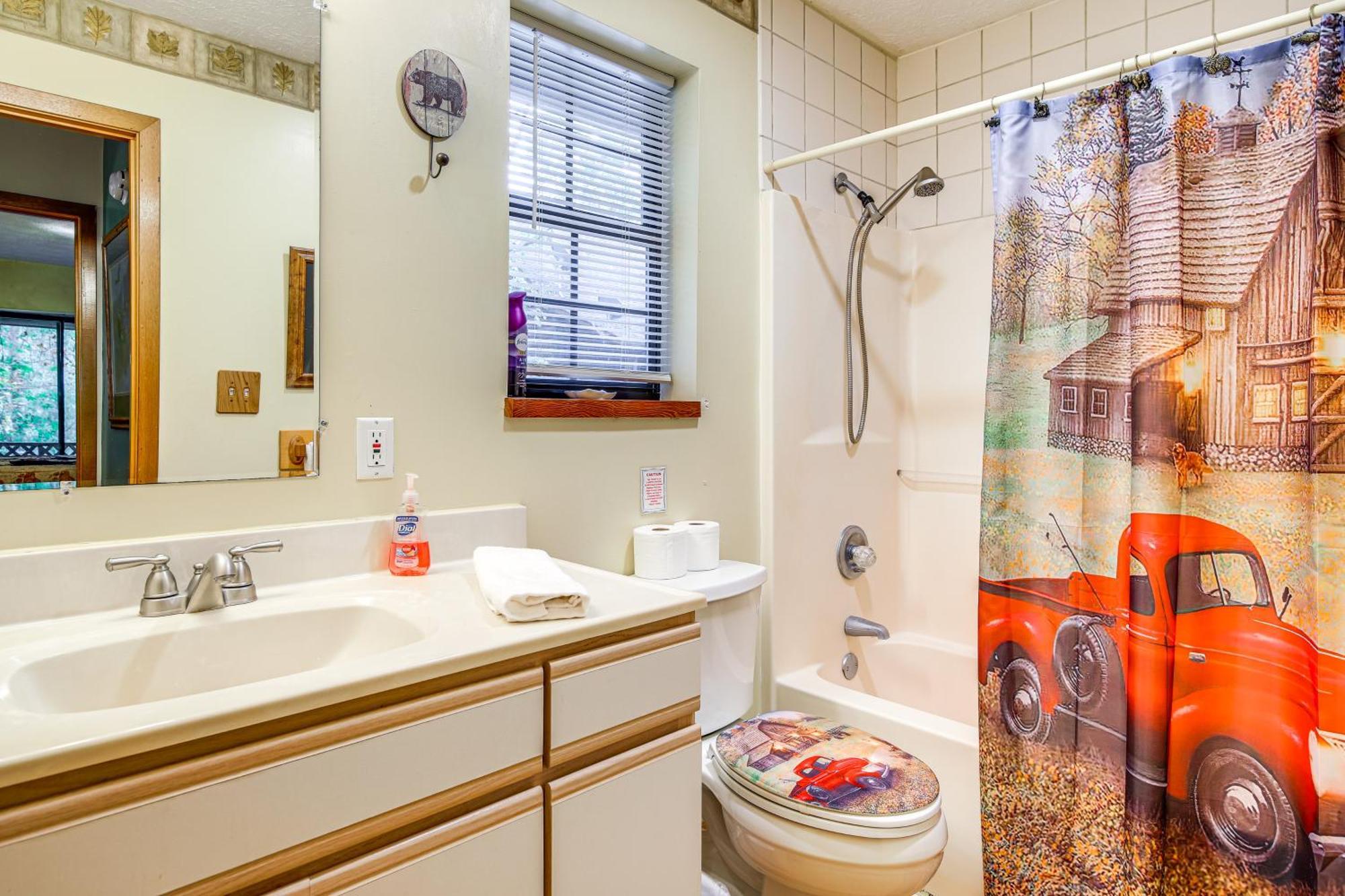 Pet-Friendly Sevierville Rental With Private Hot Tub Buitenkant foto